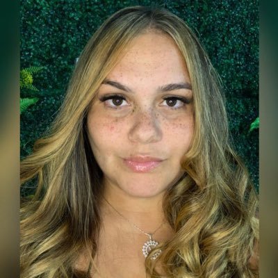 vict_pace's profile picture. cristã • mamãe do Bento e da Celina 🤍  • eu tenho amor ao Tricolor. • 30/11 👼🏼