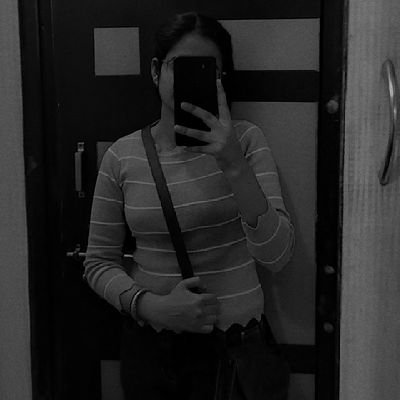 kanu_didwania's profile picture. 21 || 
Focus on improving yourself, not proving yourself.