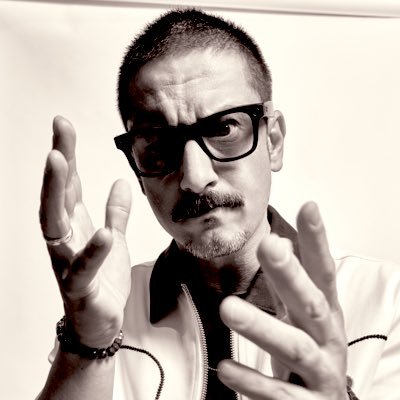 elalexgoncalves's profile picture. @connectorhouse