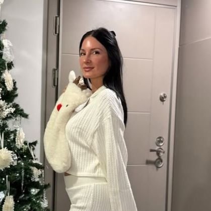 Sena105063's profile picture. hemşire🫀
📍İZMİR