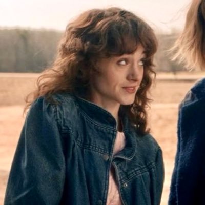 linatopia's profile picture. robin buckley & natalie scatorccio in my mind ♡ ⠀ ⠀ ⠀📃🪷🗓️🍈🫧✉️🔦࿐rockin’ robin