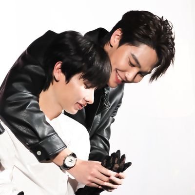 beiquelevi3's profile picture. Quem faz média com todo mundo, não é inteiro com Ninguém