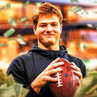 ParlayMaye's profile picture. love parlays and Drake Maye