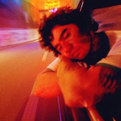 HEARTSHAK3R's profile picture. idk what to put here, I just be vibing