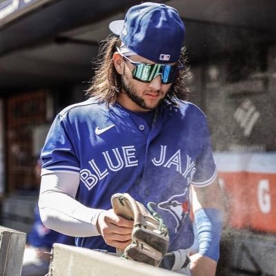 Livin4Jay2's profile picture. Slowly returning | 17 | Taken: @Livin4Hayley #LGM #BlueJays