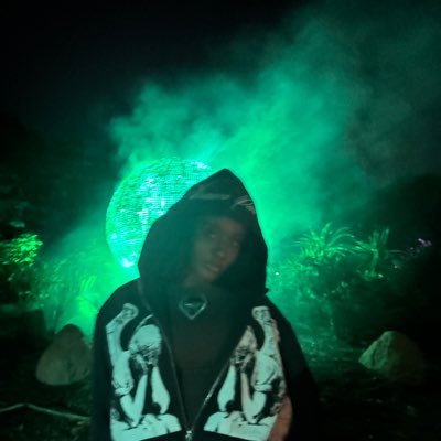 bloody___civ's profile picture. 