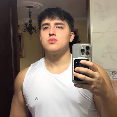 miguelstruggles's profile picture. @morestruggles