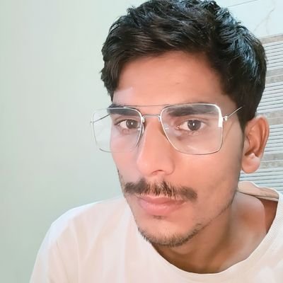 hs_meena06's profile picture. शिक्षण