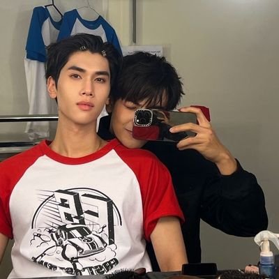 Riaafty's profile picture. JOONGDUNK ❤️
IG : jdalway_01