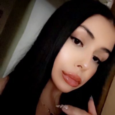 vanesssitaaaaa's profile picture. Cyber Security major 🇨🇴