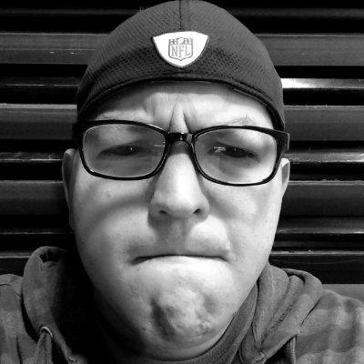 Lord_Demploth's profile picture. Padre de familia, Diseñador Gráfico, miembro de la Horda Locust, motociclista y NFL fan. En mis ratos libres invoco a Cthulhu en la ciudad de R'lyeh.