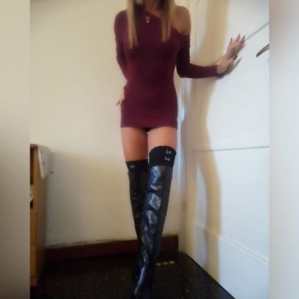 mari_arena75's profile picture. Non accetto caramelle dagli sconosciuti, solo sorrisi 😊.Genova nel ❤️Matera nell'anima🦋
https://t.co/nPz6goVVms
https://t.co/mB3mXcvkZl