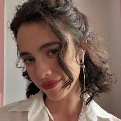 nosferahtu's profile picture. maxton hall brainrot