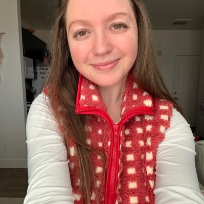 kariwarburton's profile picture. A devout member of The Church of Jesus Christ of Latter-Day Saints 💕 | Welcome to my public journal 🌸| Married & sealed to the love of my life! 💍 | 🇺🇸