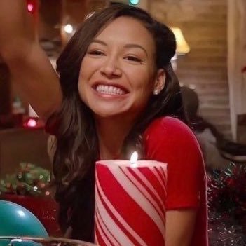 lottiesdiaz's profile picture. 