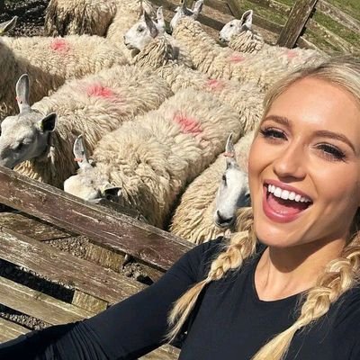 investorwire100's profile picture. I’m Jane your dedicated eBay Rewards Representative! I specialize in surprise perks, discounts, and offers to enhance your shopping experience.🎉🎉