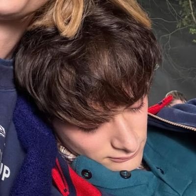 amphitruosz's profile picture. she/her | mostly #rsltwt and #dpstwt ♡ | priv: @toddsspoetry | 18yo