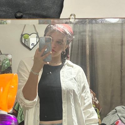 theinhalera's profile picture. ⋆˙⟡♡ feels like stardust ⋆˙⟡♡