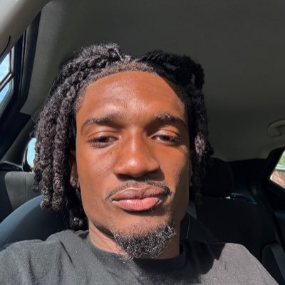 goodtolock's profile picture. مفضل المعجبين •💕🧸