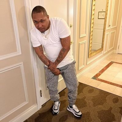 rahbino72731's profile picture. I rather be Rich then Famous .. main page @princerah757