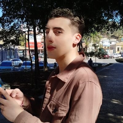 Vinicius5oliver's profile picture. rexxpeita o vinicito ✨
                                                          viciado em séries e realitys 🫦