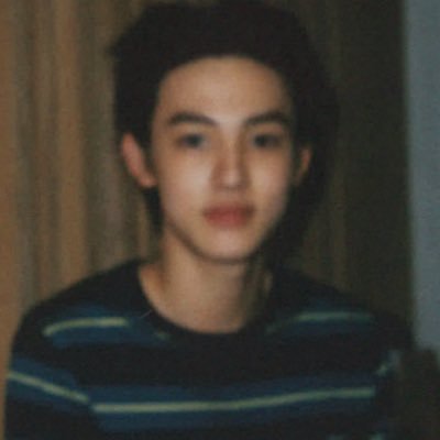 cortisarea's profile picture. coer’s fanboy!