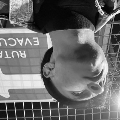 a_flodev's profile picture. Rust 🦀 | Developer 💻 | Hardstyle 🎧