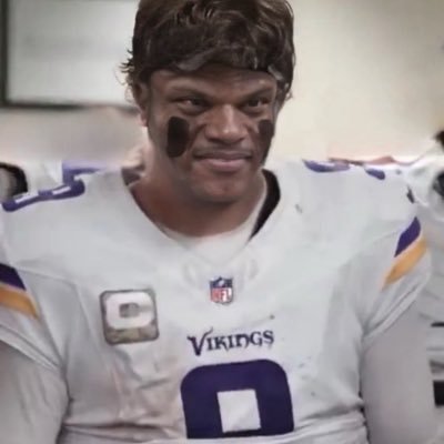 boite640kill's profile picture. #DifferentHere #RavensFlock #Skol @RealMadrid