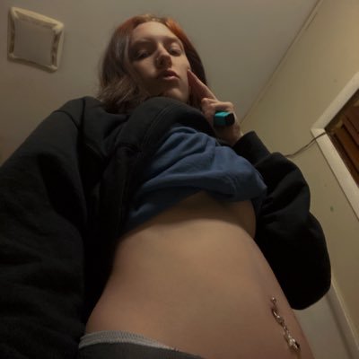 1takelilly's profile picture. https://t.co/QpKxutduOU