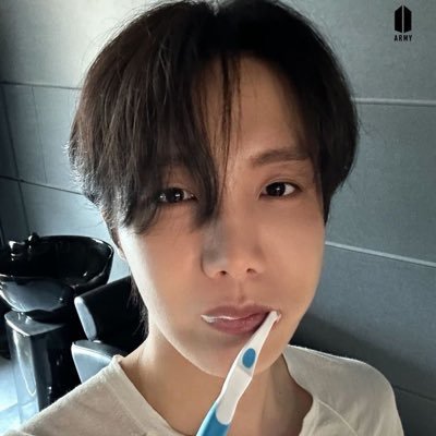 jiahobie's profile picture. ₊˚.☀︎ 𝘴𝘶𝘯𝘴𝘩𝘪𝘯𝘦 𝘪𝘯 𝟽 𝘴𝘰𝘶𝘭𝘴 🤍 OT7 LYselfTour🇹🇭 ✩ GDA🇹🇭 ✩ 🎹D-DAY🇸🇬🇰🇷✩ ☀️HOTS🇰🇷🇮🇩🇹🇭🇰🇷+ Festa ✩ 🐟Run seokjin 🇰🇷
