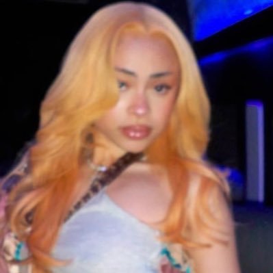 hellasons's profile picture. ☆ . ⁺ y2k