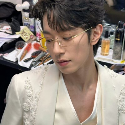 jelly_Maooo's profile picture. INFINITY 🐈‍⬛ 金 🦋Beyourluve.“Sometimes being too kind is what gets you hurt..” 84 🕳️ 🐈‍⬛ Omen I luve you so fuckin much | J_猫 Máo fù 奖励99 李猫