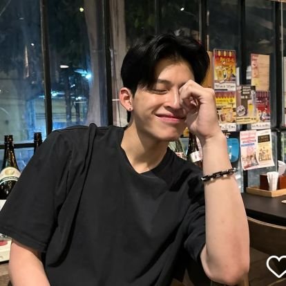 XZH01EN's profile picture. 