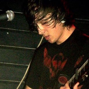 yaoitoe883's profile picture. 