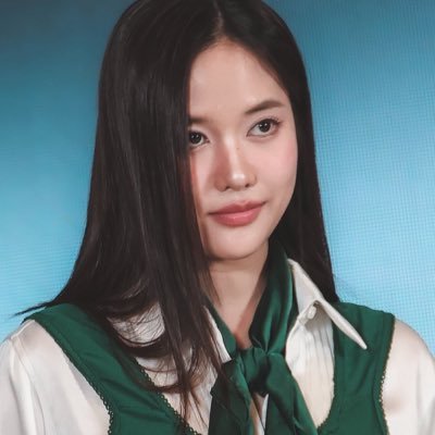 sarochazone's profile picture. 22 🐈‍⬛ 𝜗𝜚⋆ | love you to the moon and to saturn ☾ 🔭𖨆♡︎𖨆 ꒰@srchafreen ꒱🐰✮⋆˙ a golden retriever in saro’s closet