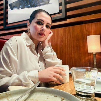 bee_asks's profile picture. CEO @ BR Group | Logistics | Strategic State Affairs & Public Diplomacy 🇵🇰 + 🇺🇸 | United Nations D-P | Real-Estate Development | Caffeine Enthusiast |Poetry
