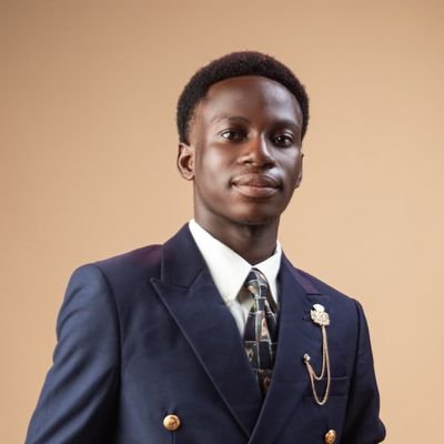 FavourOyebode1's profile picture. A passionate and detail-oriented leader
Architectural designer || Graphics Designer ||
Graduate Architect @bowenuniversity