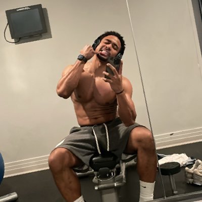 AyeYoJDoe_'s profile picture. all money ain’t good money.