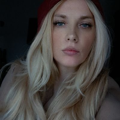 Mackolina_'s profile picture. 🐱🌴⛱️HUMOR, MUSIC, PHOTOGRAPHY. ♥️📷🎧

🐱NE SHVAĆAJTE ME OZBILJNO, JA SE ZEZAM MAKSIMALNO. ♥️🤣🌊