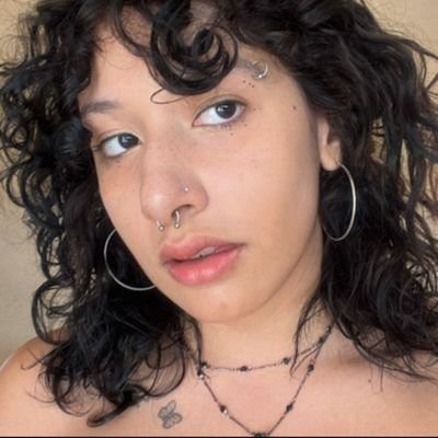 laurahawke_'s profile picture. ⚢