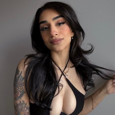 sairaspooks's profile picture. @dragonage council, twitch streamer with the gengars. may the dread wolf take you 𖤐 info@saira.gg • alt: @reonerra