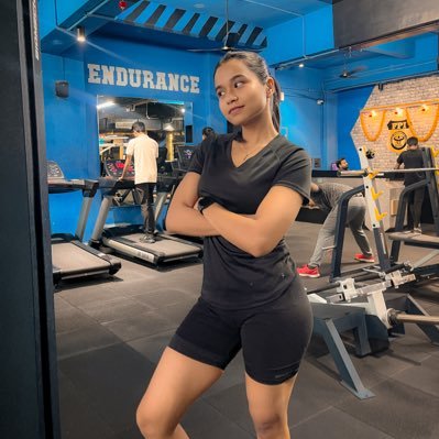 saloniigavde's profile picture. 23 | i love running, gymming, creating content, and designing apps