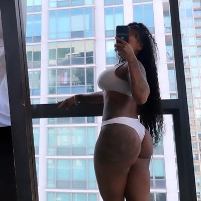 underatedbarb's profile picture. Content creator 🔞| Ft shows available and I’m also available for bookings and private parties |