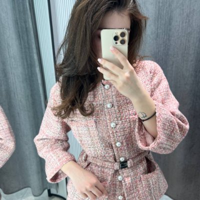 AnneDixon_'s profile picture. ☕️ Coffee lover | ✈️ Always planning the next escape  Yoga💖• Design🎀 • Golf⛳️