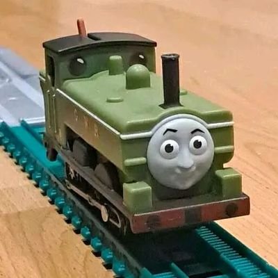 TrainsPro's profile picture. I make Thomas Roblox games and live in the UK, so yeah.