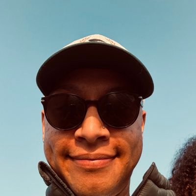 iamreevec's profile picture. 