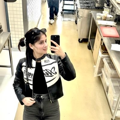 amn_buzz's profile picture. Motion designer || Community Manager || DM me for more info!