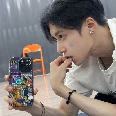 vitallyzone's profile picture. fan account!¡ full time being kpopers~ Akun gado-gado