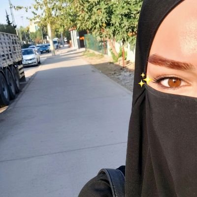 fuhayra's profile picture. ramazanda rasûlullah'ın dizinin dibinde olmam için dua⚘️