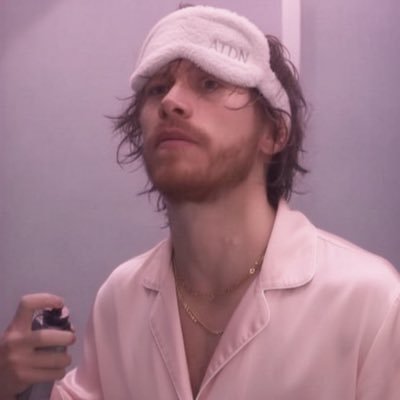 bravelouisw's profile picture. mis papis están en planes de reconciliación. favor de no molestar  ♱aldaine's version♱